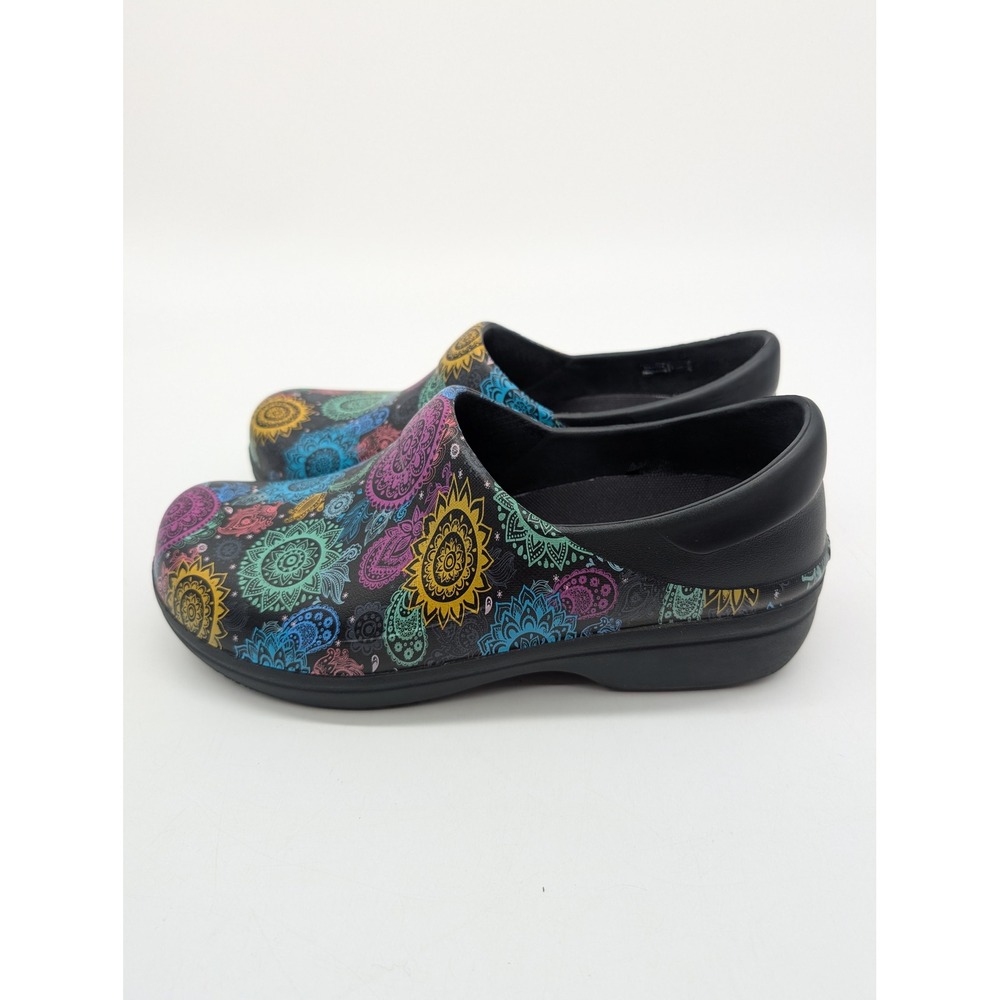 Colorful Patterned Women's Clogs - Picture 3 of 10